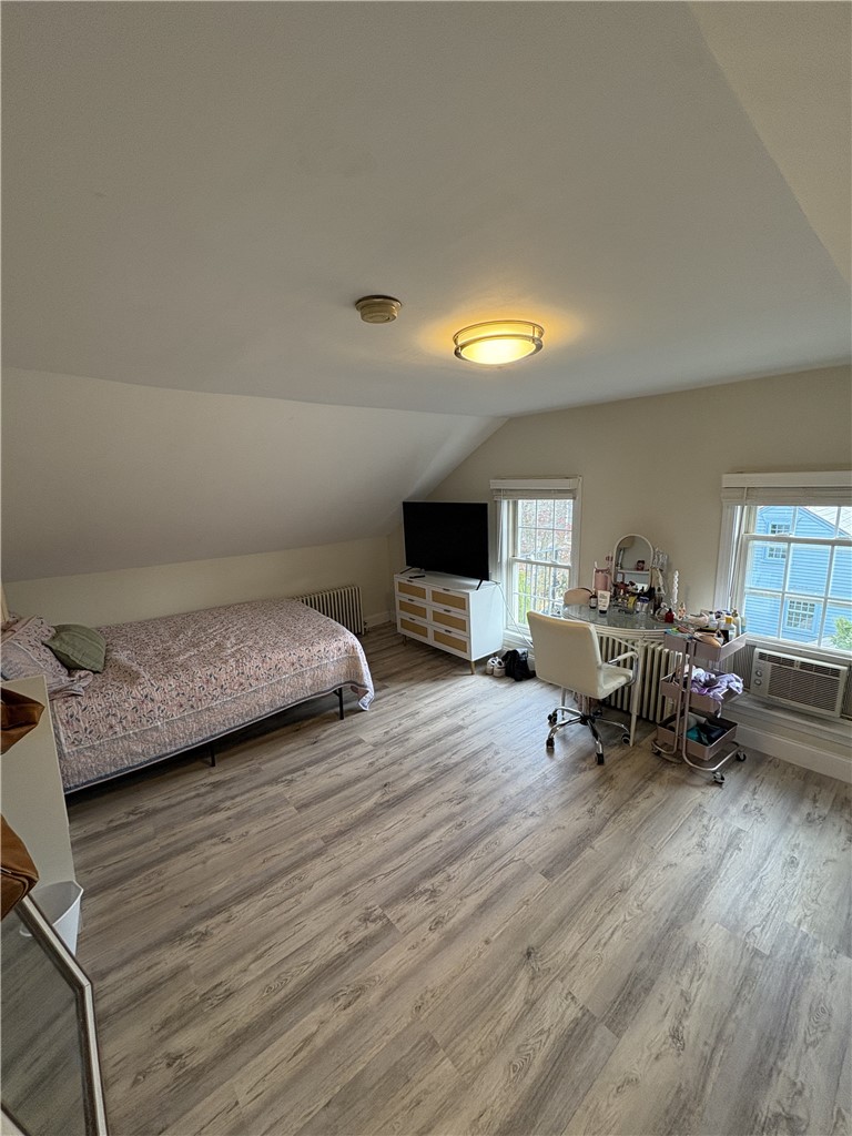 8 Bridge Street, Unit 3 Newport, RI 02840 - Photo 2 of 19