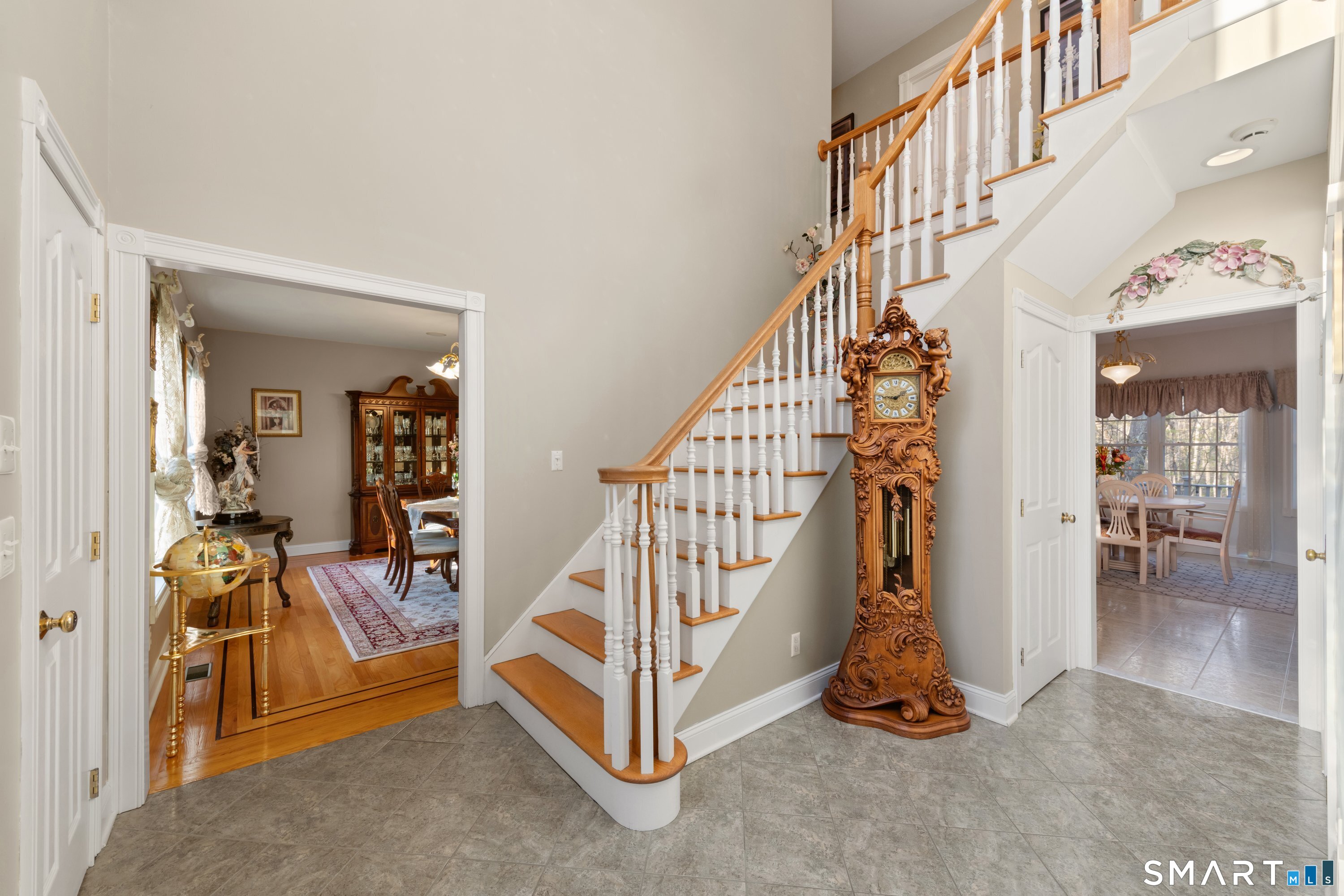 420 Summer Hill Road Madison, CT 06443 - Photo 10 of 40 a view of entryway