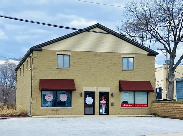 $1,600 | 76 Washington Street, Unit B, Oswego, IL 60543