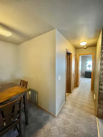 $1,600 | 76 Washington Street, Unit B, Oswego, IL 60543