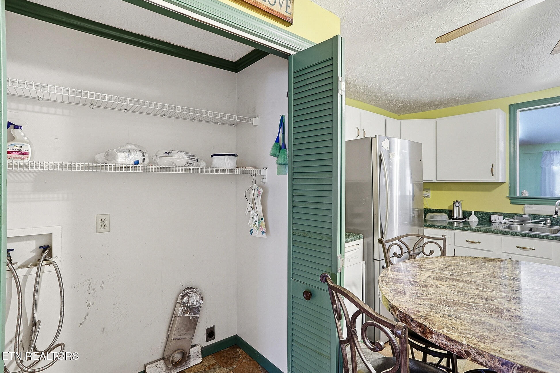 328 Mt Paran Road Jacksboro, TN 37757 - Photo 16 of 55 328 Mt Paran-237