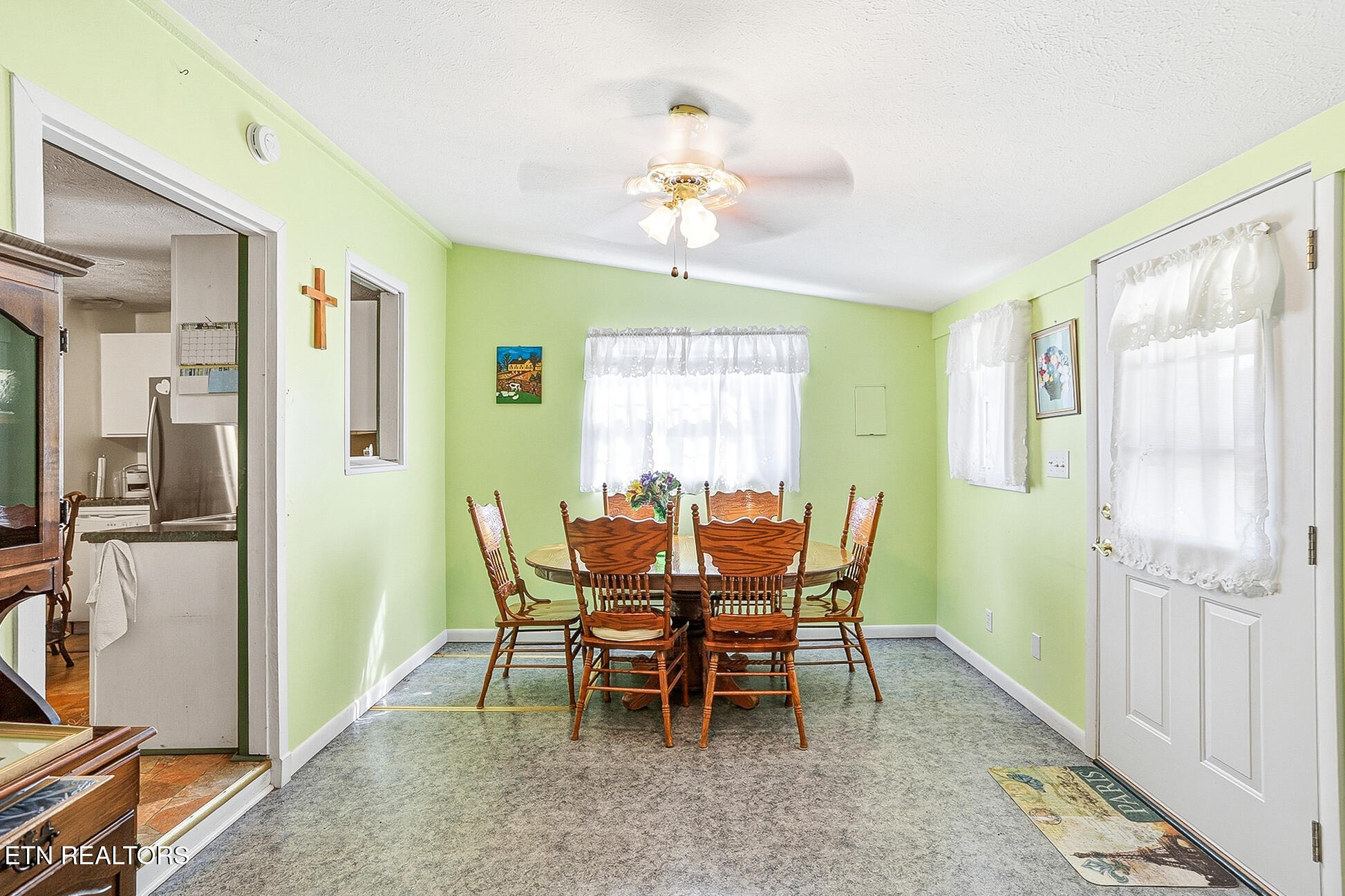 328 Mt Paran Road Jacksboro, TN 37757 - Photo 17 of 55 328 Mt Paran-197