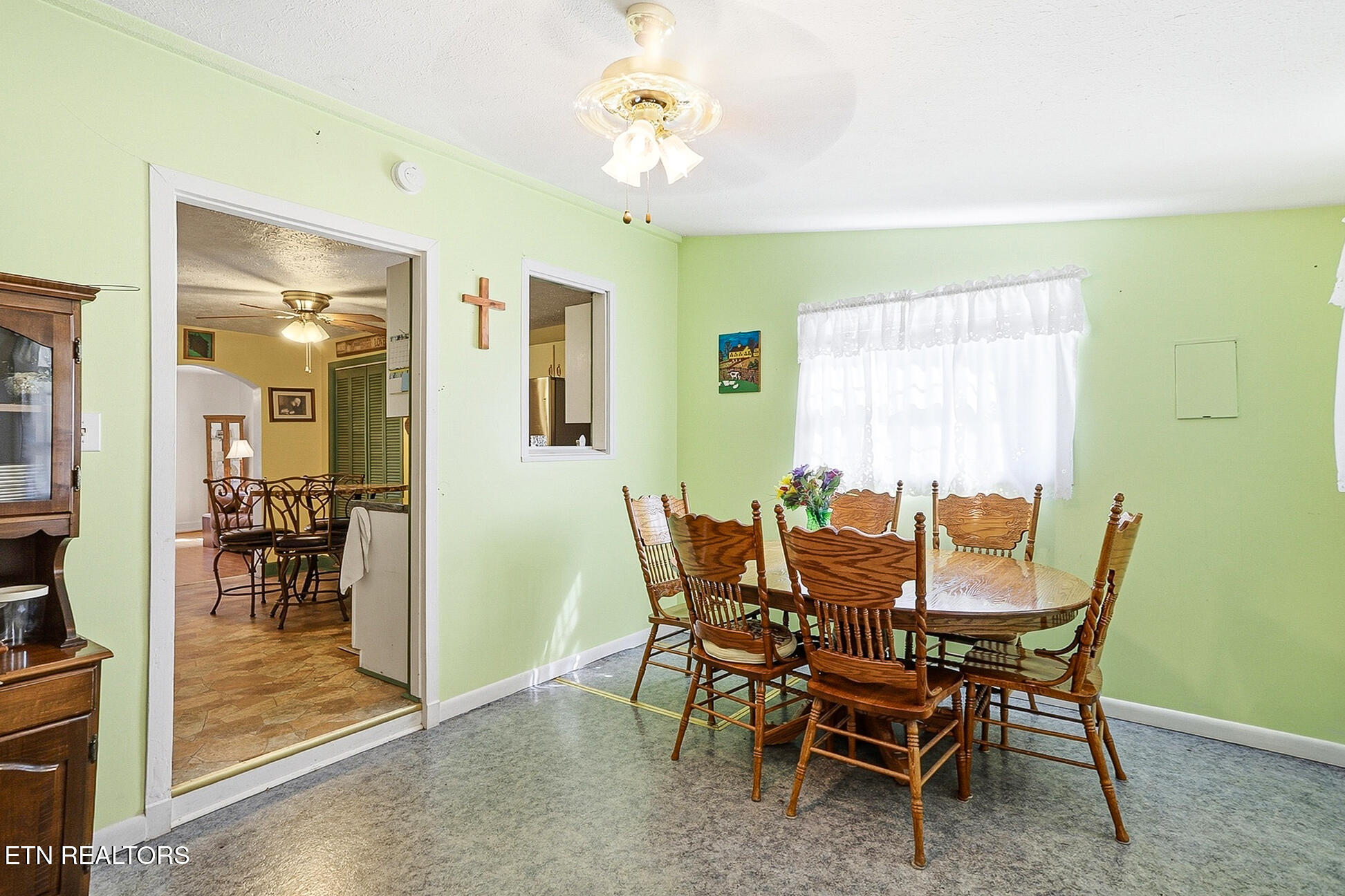 328 Mt Paran Road Jacksboro, TN 37757 - Photo 18 of 55 328 Mt Paran-202