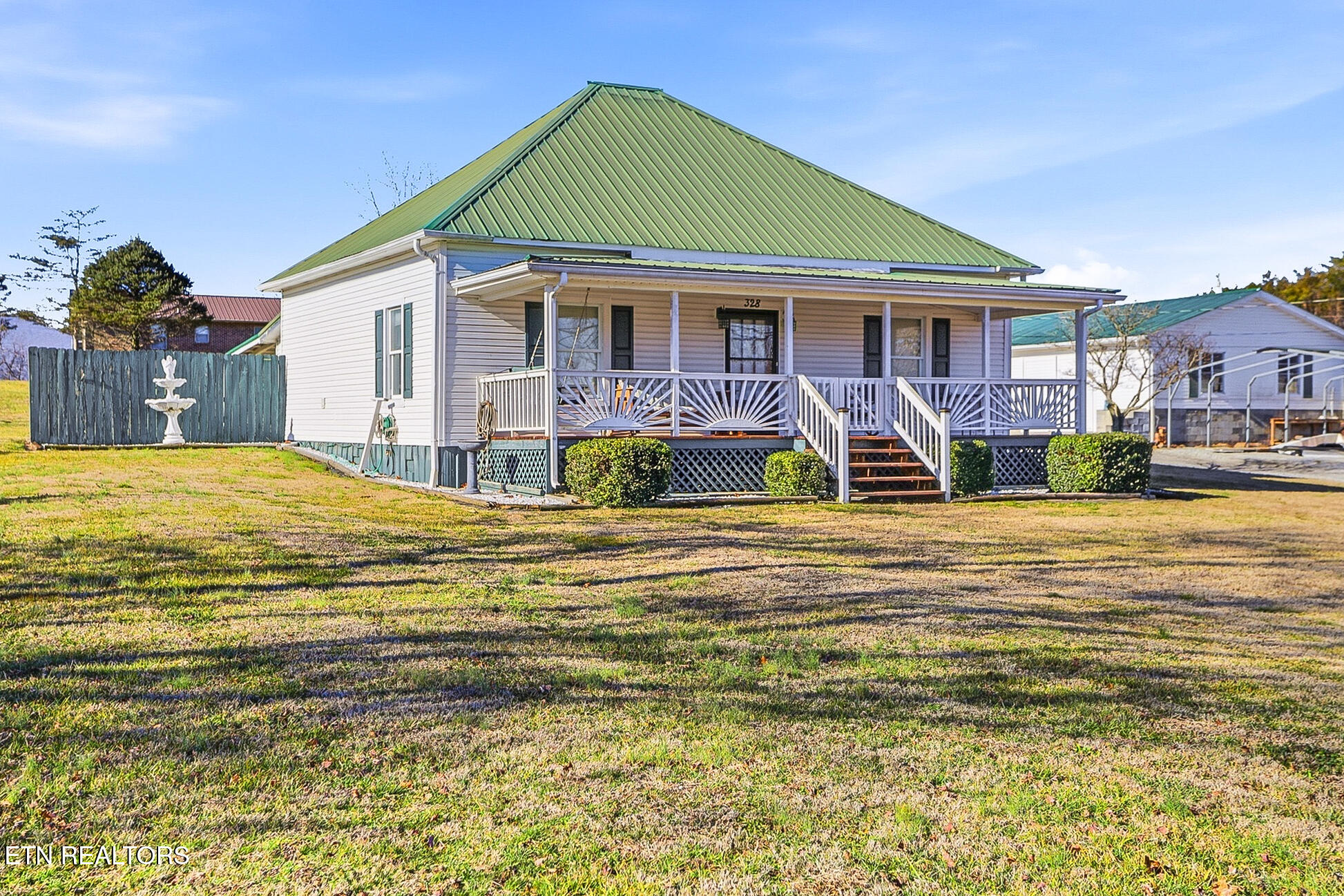 328 Mt Paran Road Jacksboro, TN 37757 - Photo 2 of 55 328 Mt Paran-17