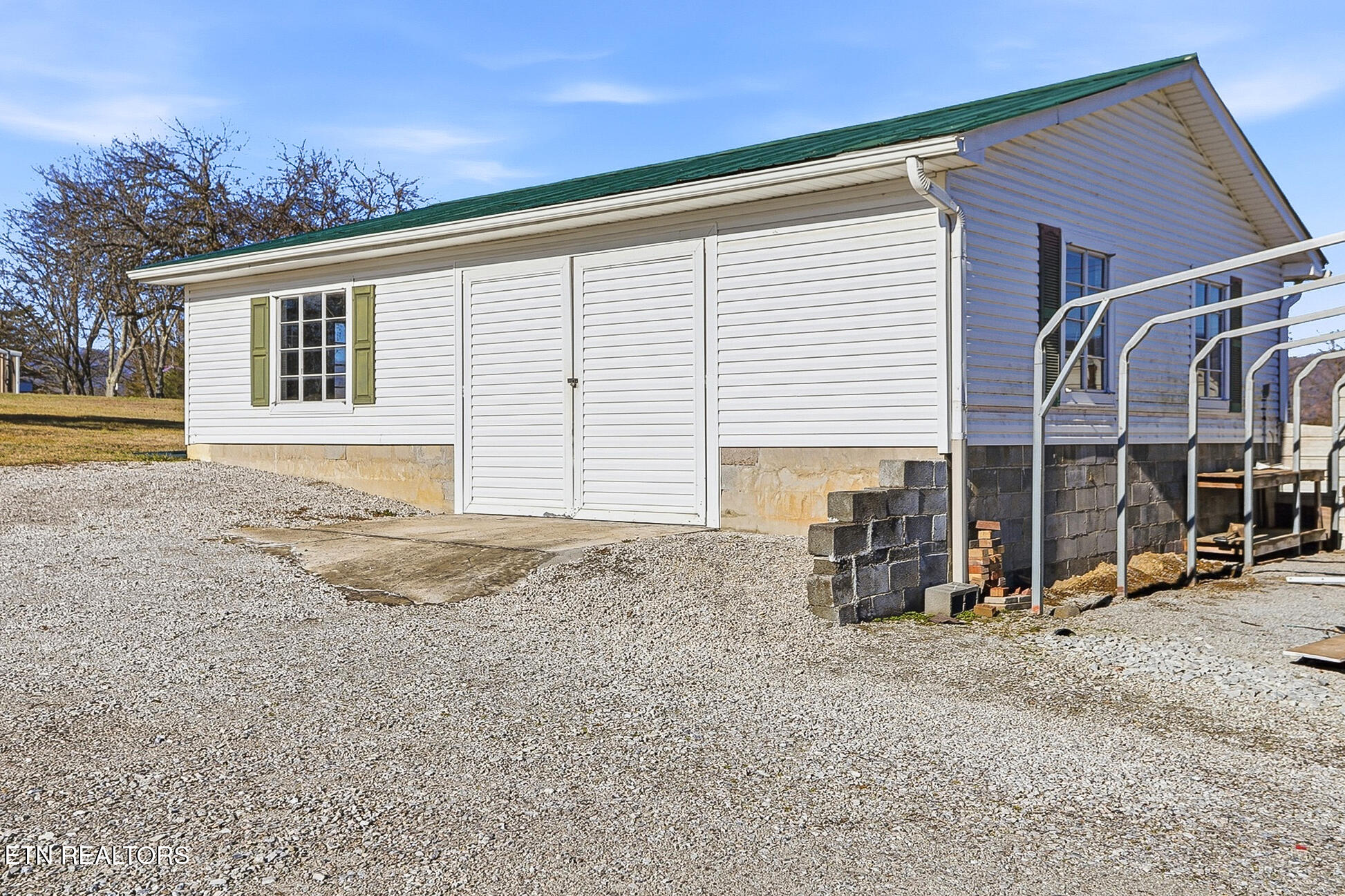 328 Mt Paran Road Jacksboro, TN 37757 - Photo 38 of 55 328 Mt Paran-48