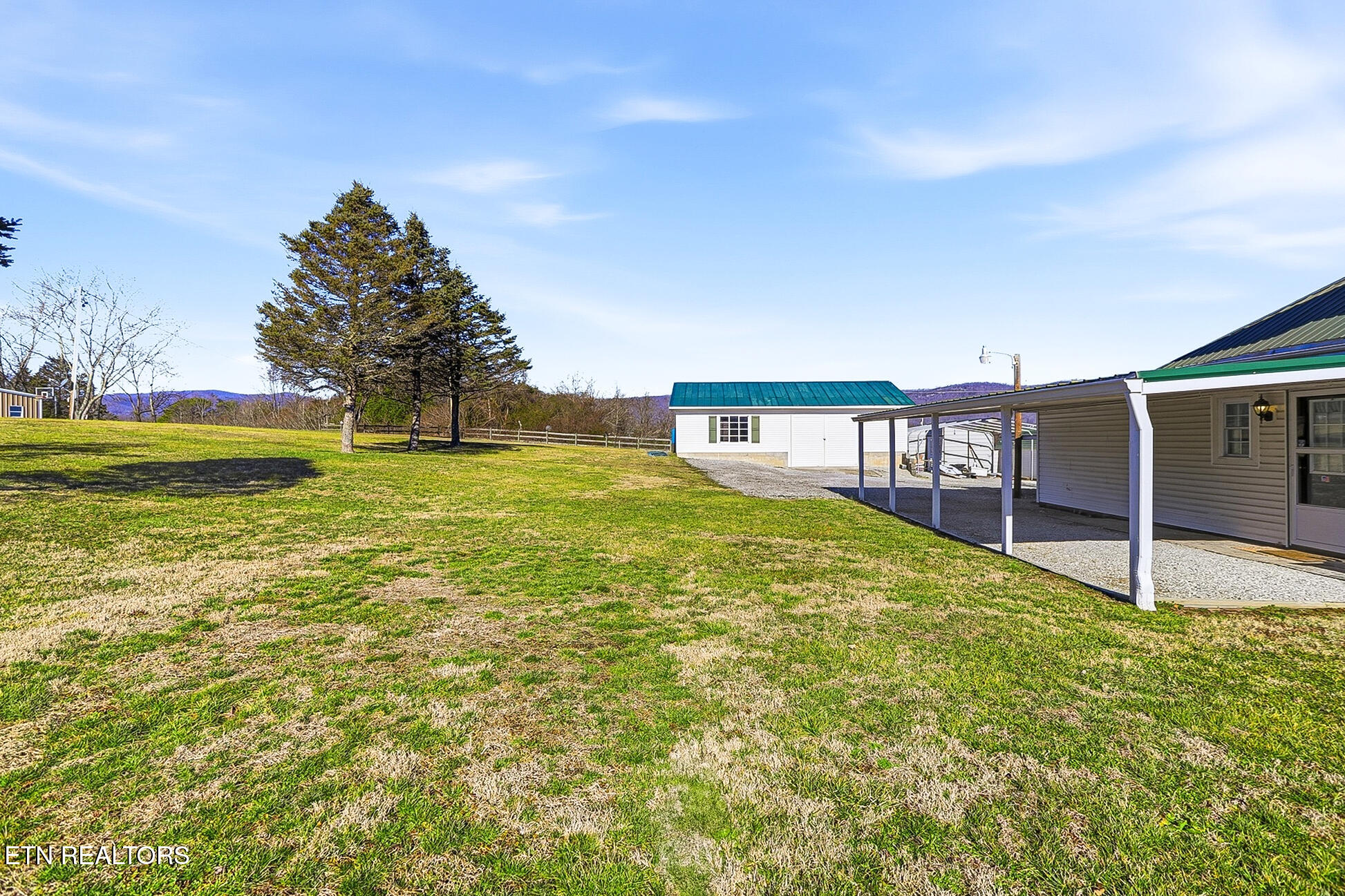 328 Mt Paran Road Jacksboro, TN 37757 - Photo 44 of 55 328 Mt Paran-77