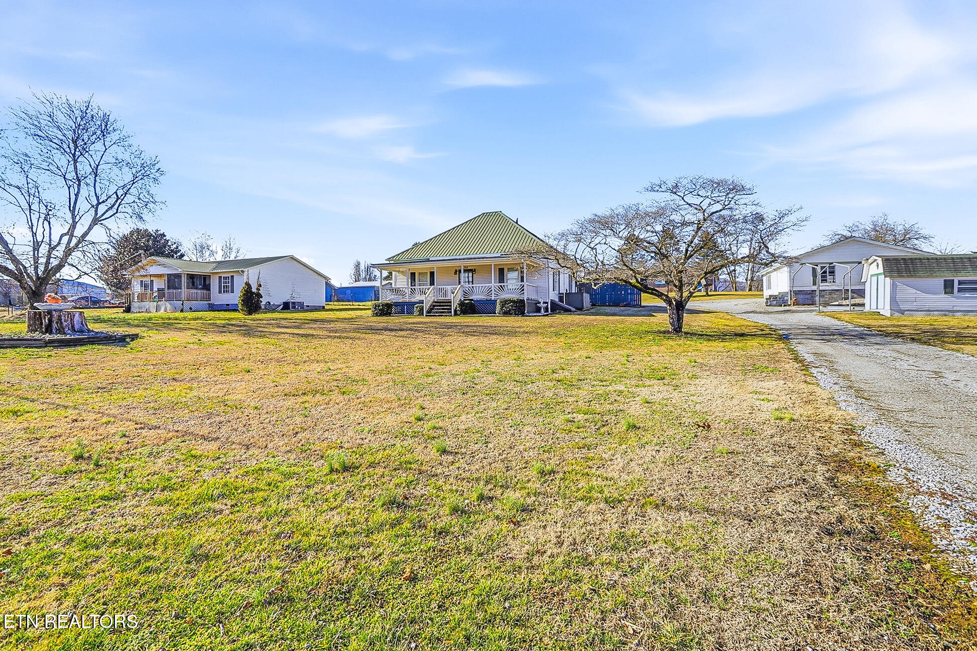 328 Mt Paran Road Jacksboro, TN 37757 - Photo 53 of 55 328 Mt Paran-32