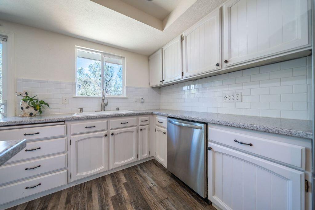 3170 Keswick Dam Road Redding, CA 96003 - Photo 13 of 39 UFx4mYDQ