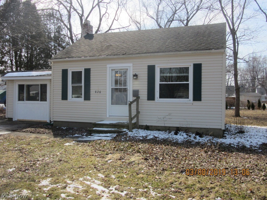 826 Rokeby Road Eastlake, OH 44095 - Photo 2 of 16 Gallery Image 2