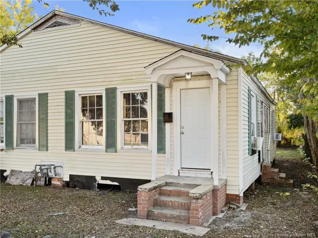 $800 | 728 Clarence Street, Unit 728, Lake Charles, LA 70601