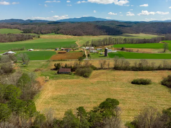 $600,000 | 1321 Sand Mountain Road, Ocoee, TN 37361