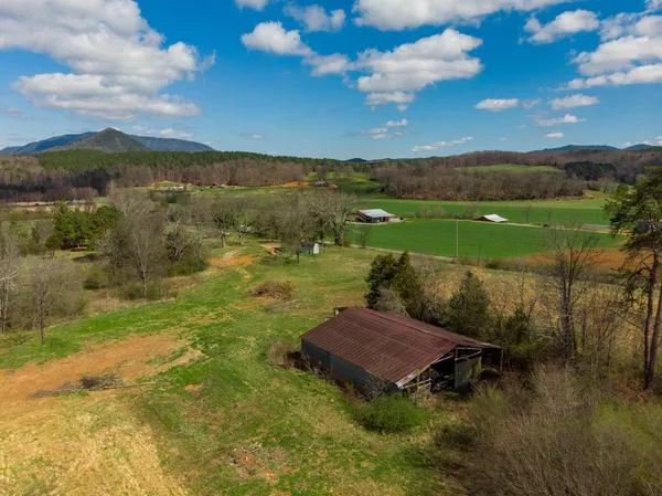 $600,000 | 1321 Sand Mountain Road, Ocoee, TN 37361