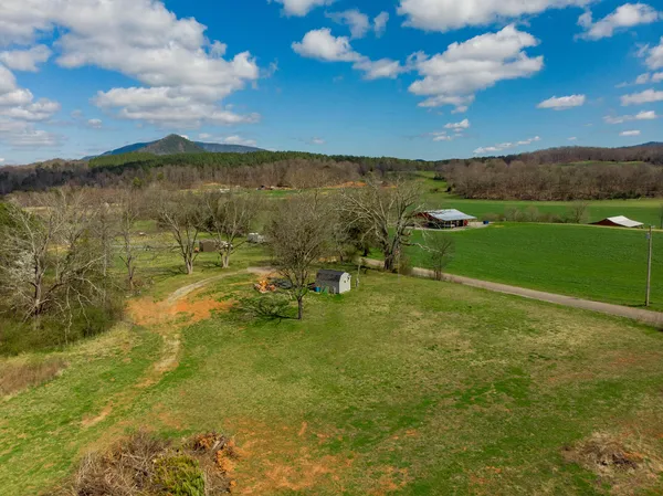 $600,000 | 1321 Sand Mountain Road, Ocoee, TN 37361