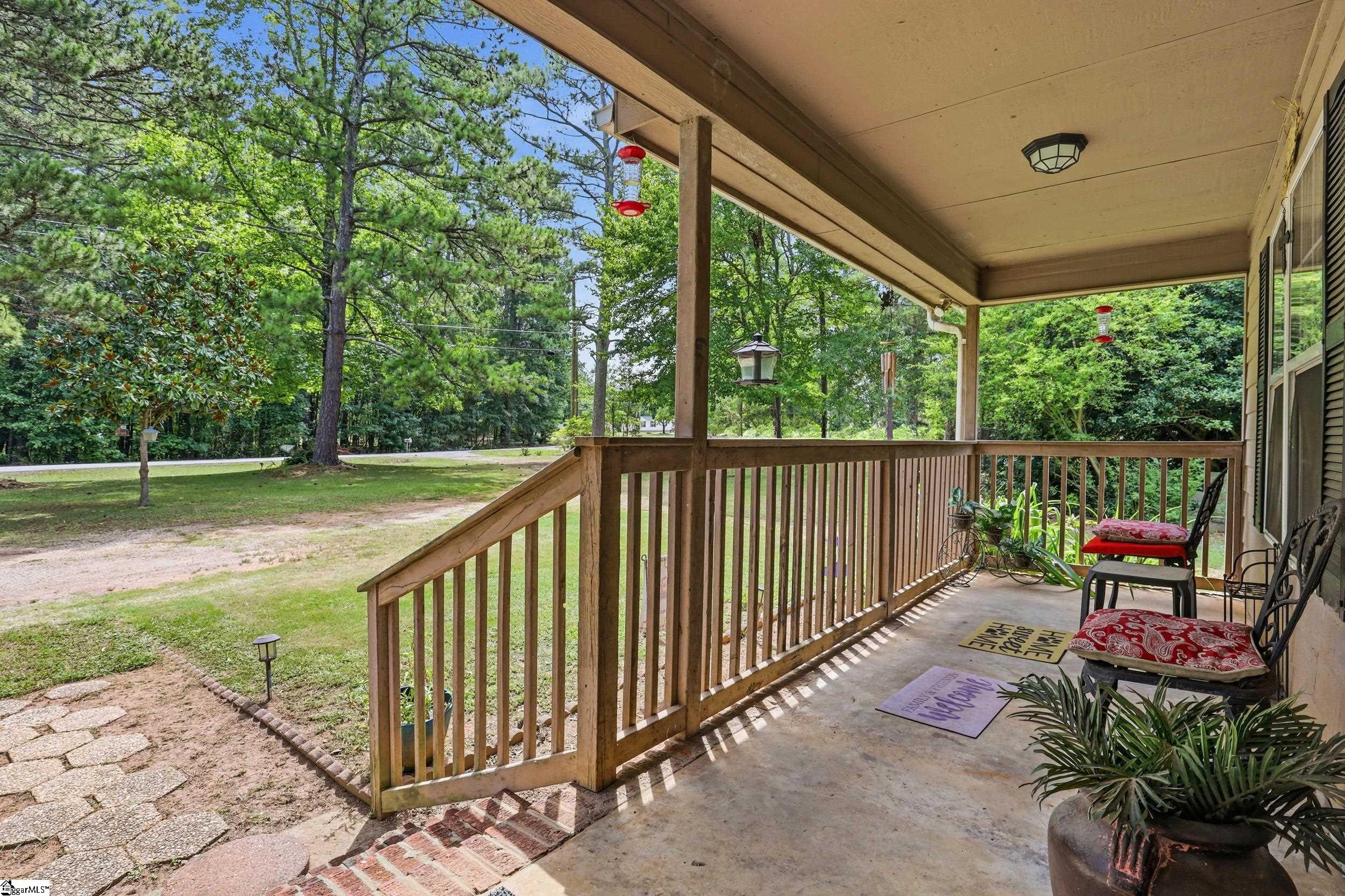 292 Carr Road Piedmont, SC 29673 - Photo 2 of 38