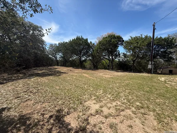 $925,000 | 792 Alamo Beach Road, Pipe Creek, TX 78063