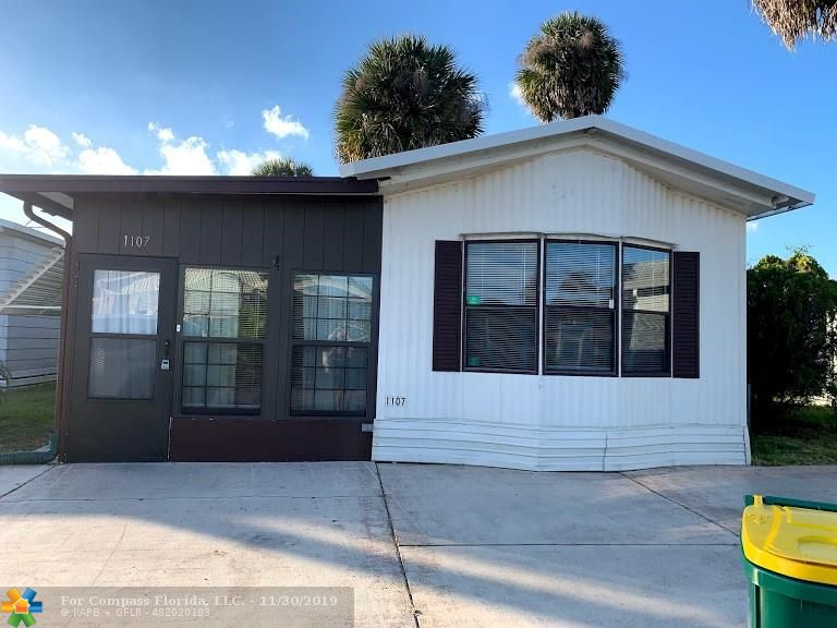 1107 Rainbow Circle Eustis, FL 32726 - Photo 1 of 26