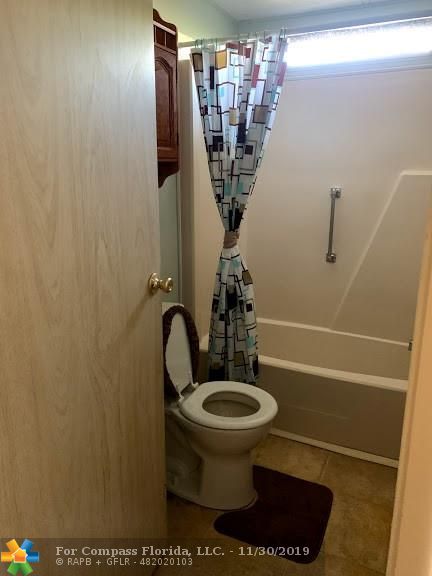 1107 Rainbow Circle Eustis, FL 32726 - Photo 5 of 26