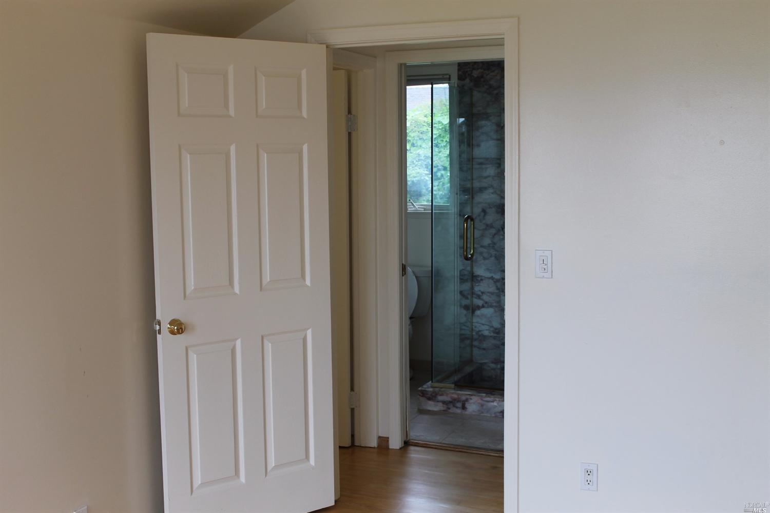 230 Diviso Street Tiburon, CA 94920 - Photo 5 of 42