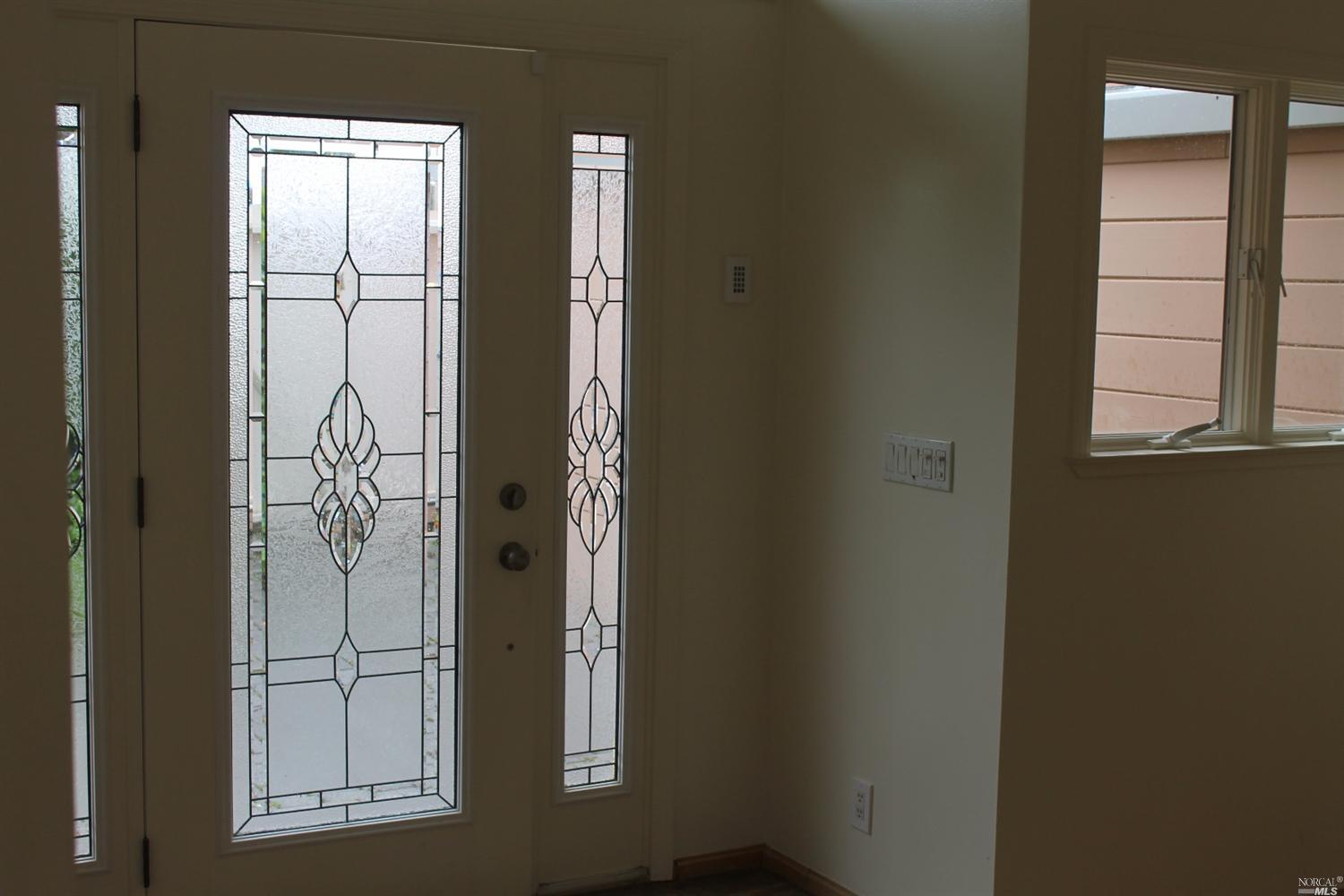 230 Diviso Street Tiburon, CA 94920 - Photo 6 of 42