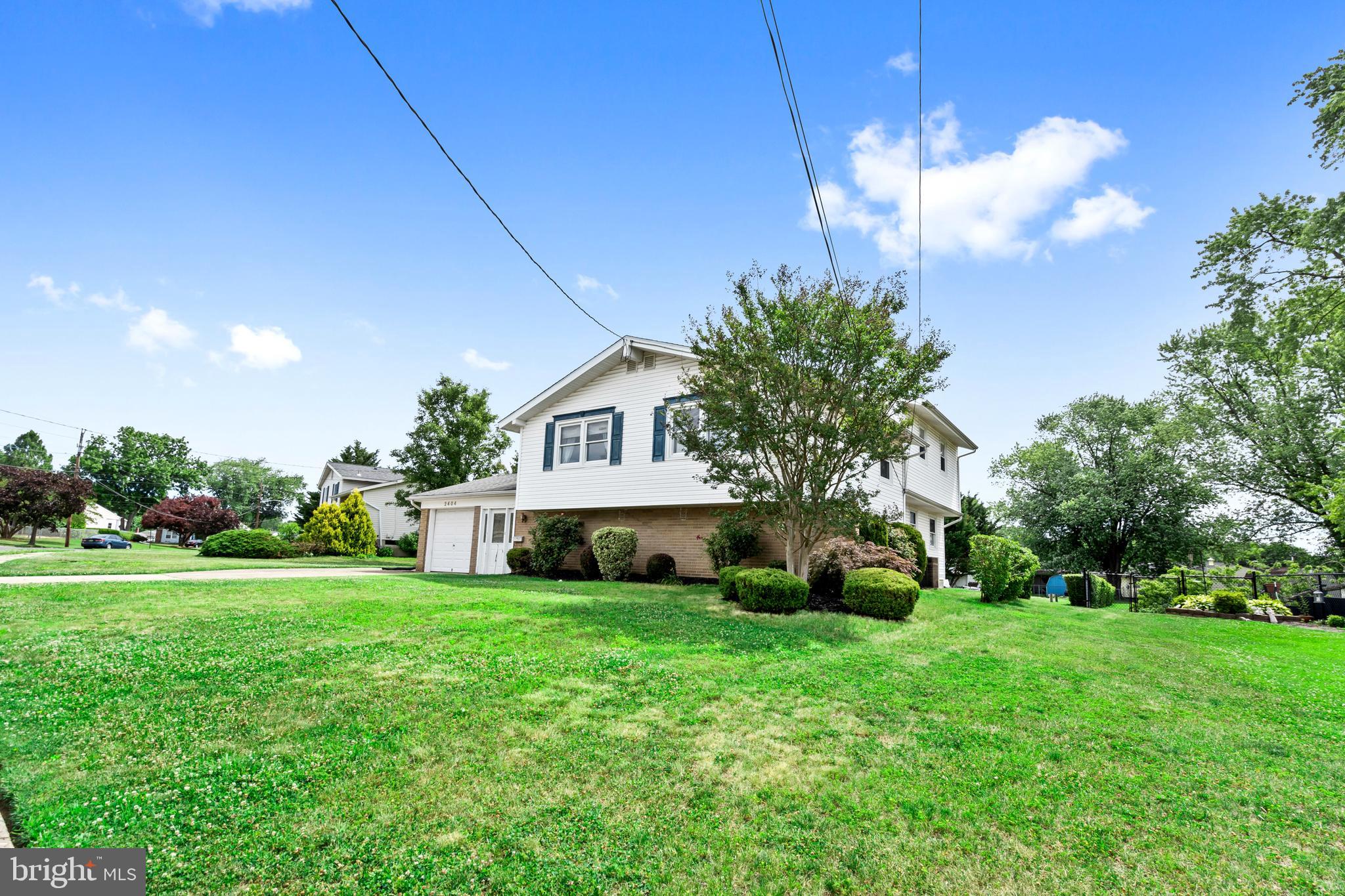 2404 Arden Road Cinnaminson, NJ 08077 - Photo 3 of 48