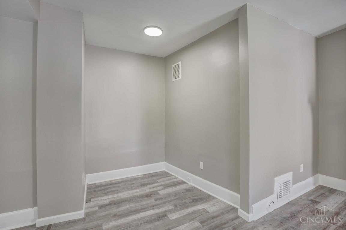 5211 Montgomery Road Cincinnati, OH 45212 - Photo 9 of 23 Gallery Image 9
