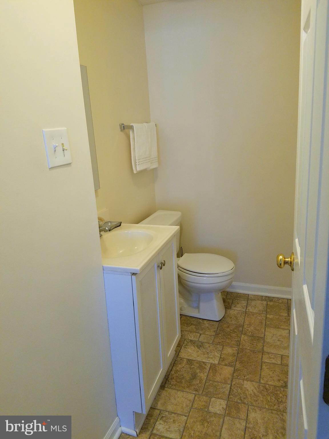 582 Cascade Way Frederick, MD 21703 - Photo 7 of 30 Gallery Image 7