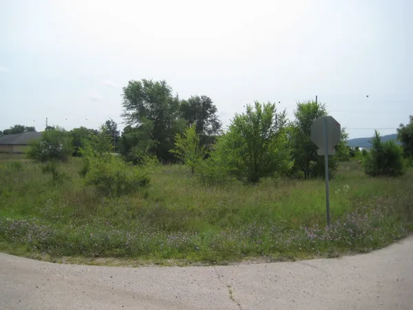 $250,000 | 1800 South 11th Street, Prairie du Chien, WI 53821