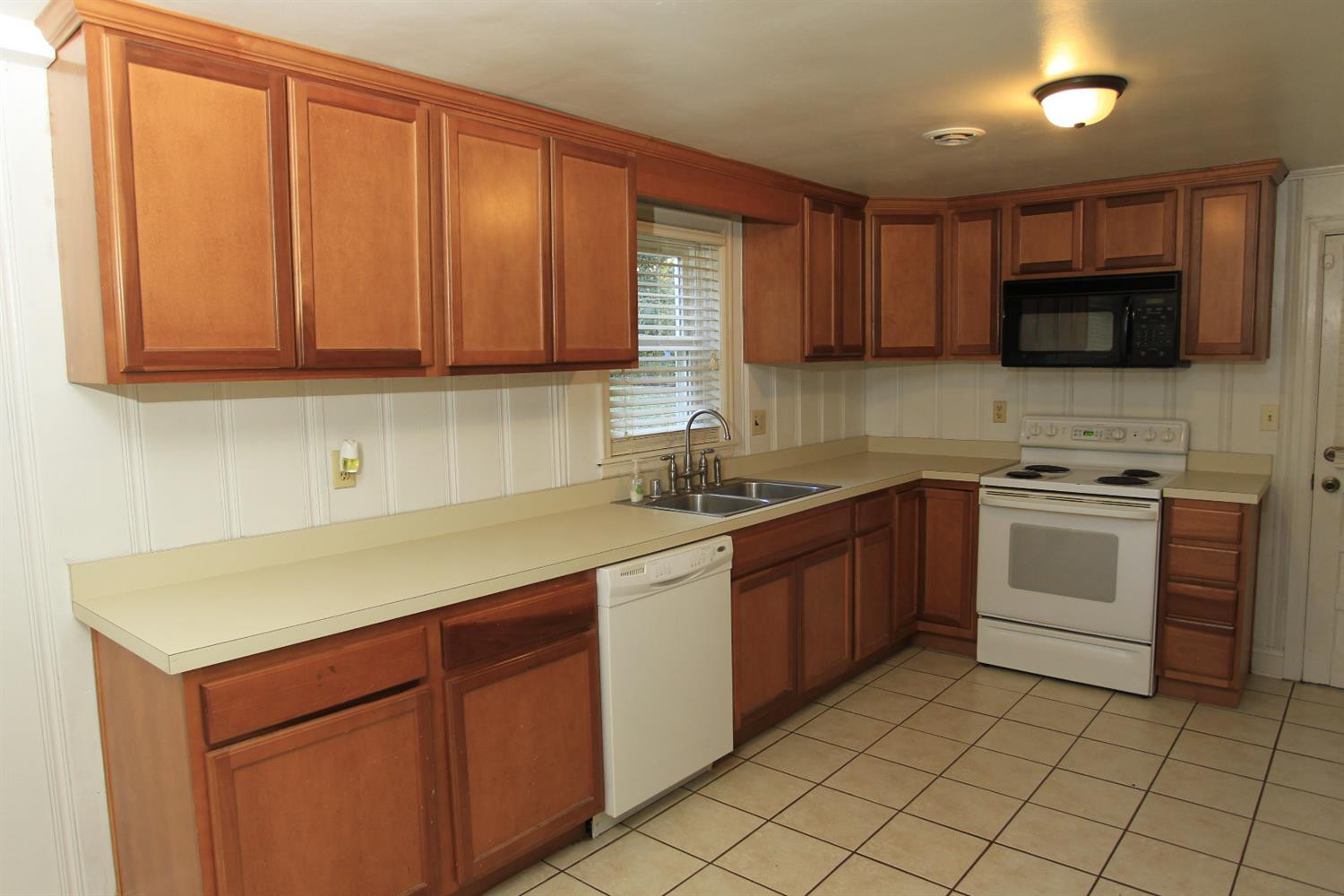 206 Wilson Downing Road Lexington, KY 40503 - Photo 20 of 46 Photo 20