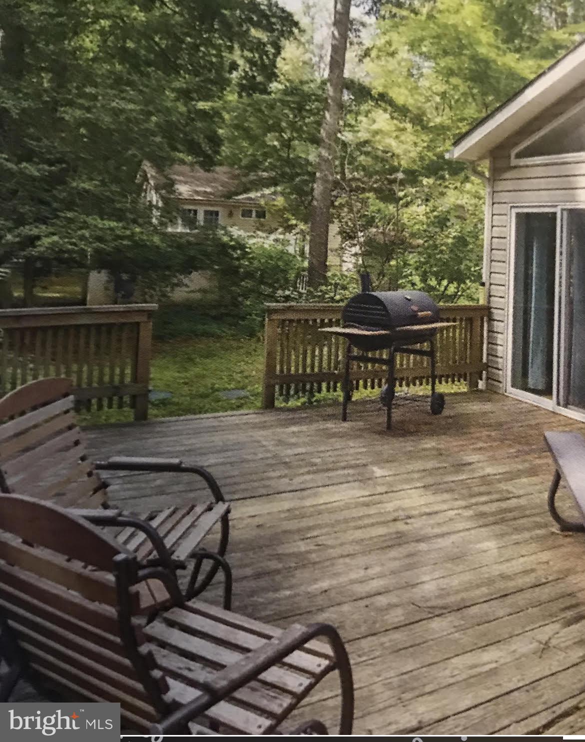 3731 Nile Road Davidsonville, MD 21035 - Photo 2 of 7 Beautiful Deck