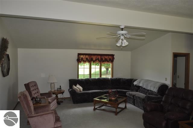5372 West Millbrook Road Remus, MI 49340 - Photo 27 of 49 1749299-26.JPG