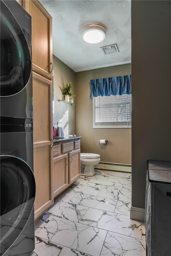 136 Bishop Hill Road Johnston, RI 02919 - Photo 20 of 29