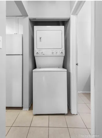 $160,000 | 4714 Northfox Lane, Unit 2, McHenry, IL 60050