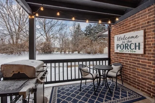 $160,000 | 4714 Northfox Lane, Unit 2, McHenry, IL 60050