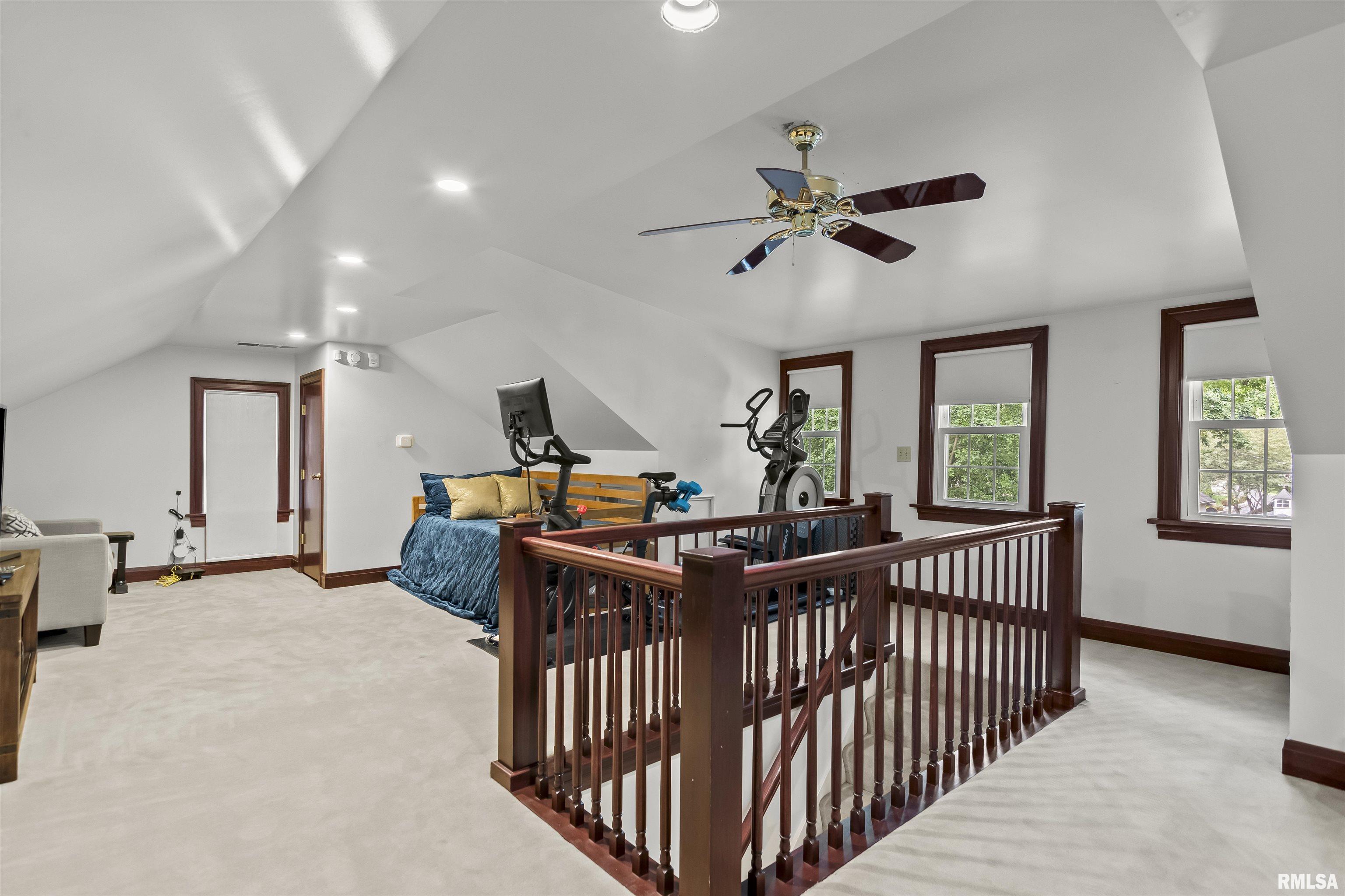 1957 Outer Park Drive Springfield, IL 62704 - Photo 38 of 49