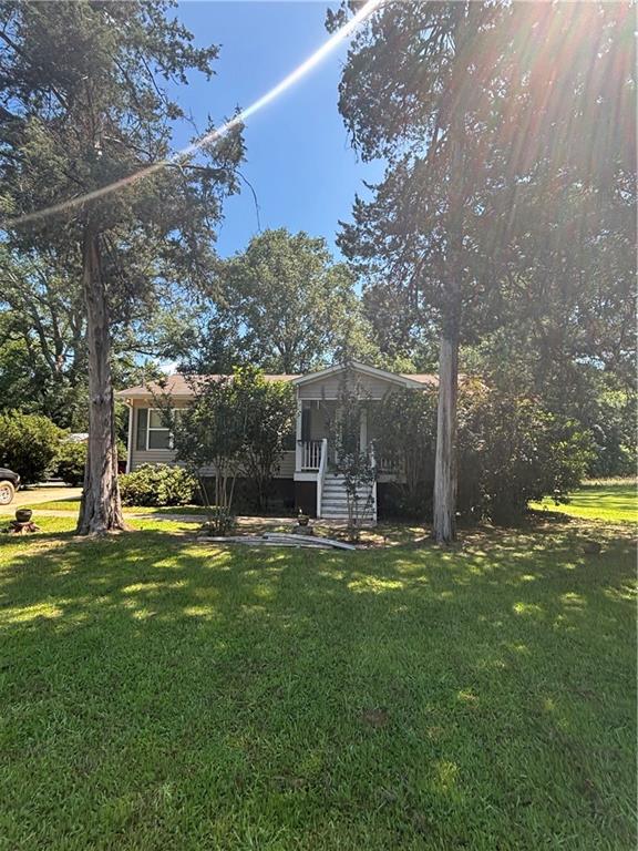 405 Crawfordville Road Union Point, GA 30669 - Photo 3 of 23