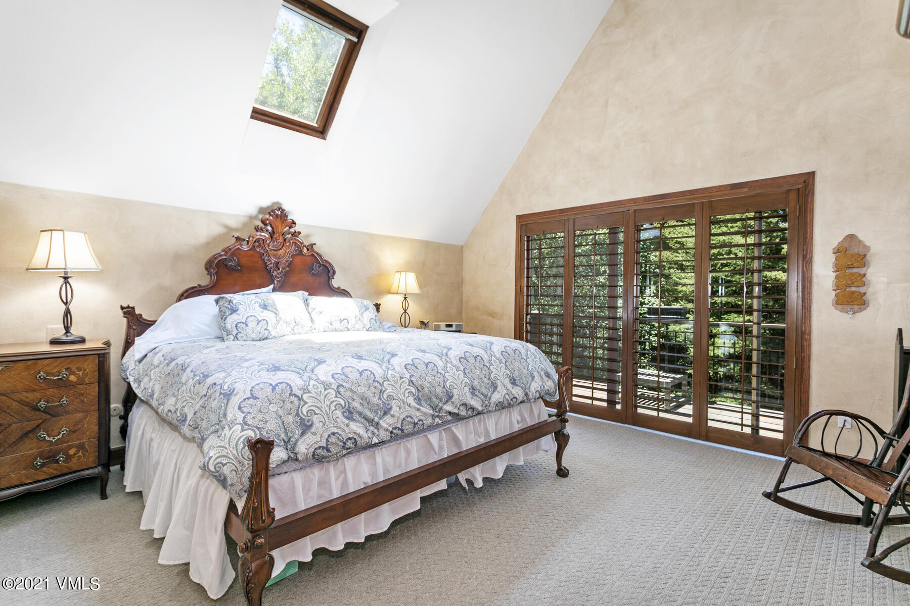 850 Eagle Drive Eagle-Vail, CO 81620 - Photo 18 of 44 a bed sitting in a spacious bedroom next to a window