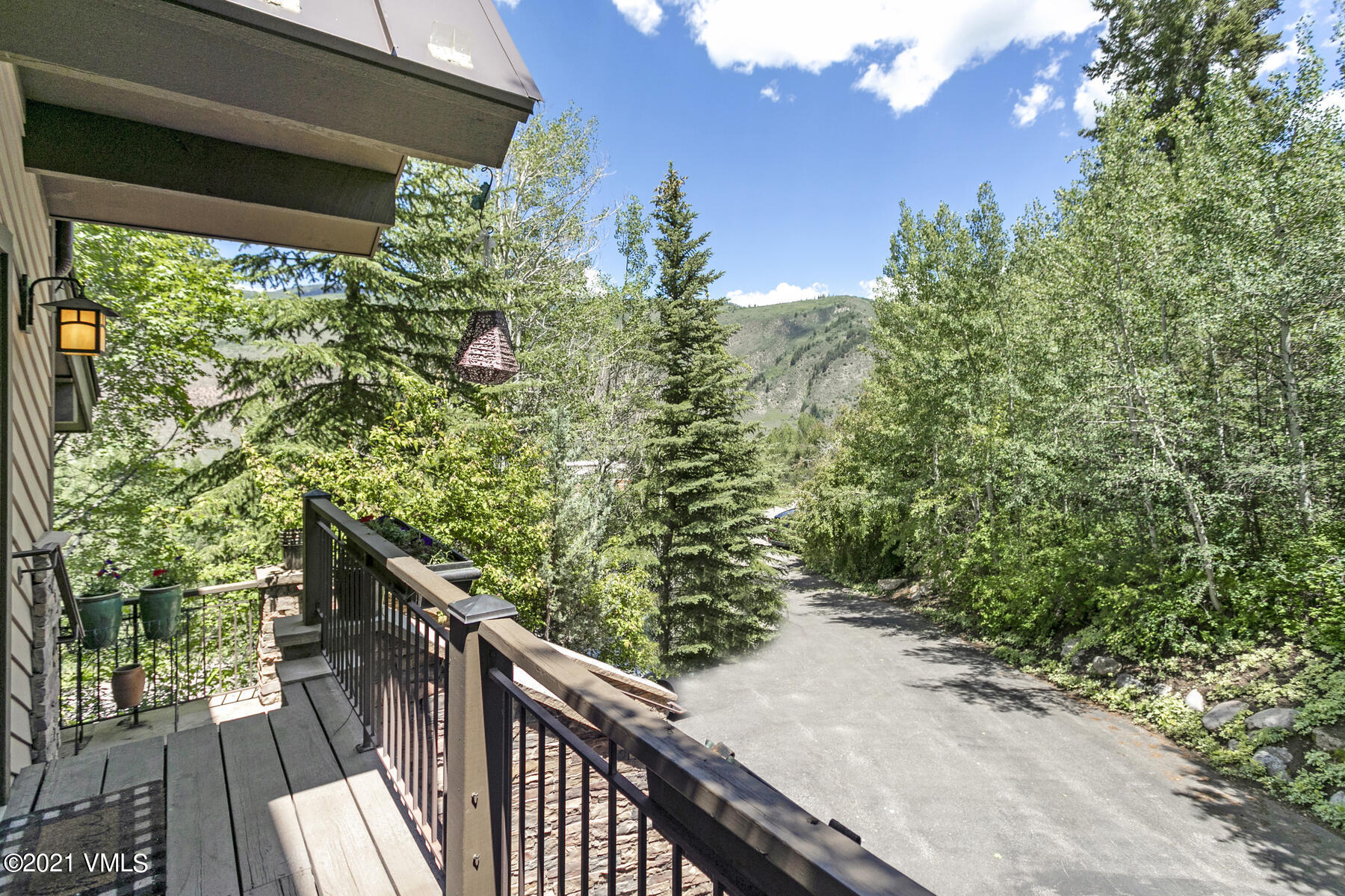 850 Eagle Drive Eagle-Vail, CO 81620 - Photo 44 of 44 a view of balcony and yard