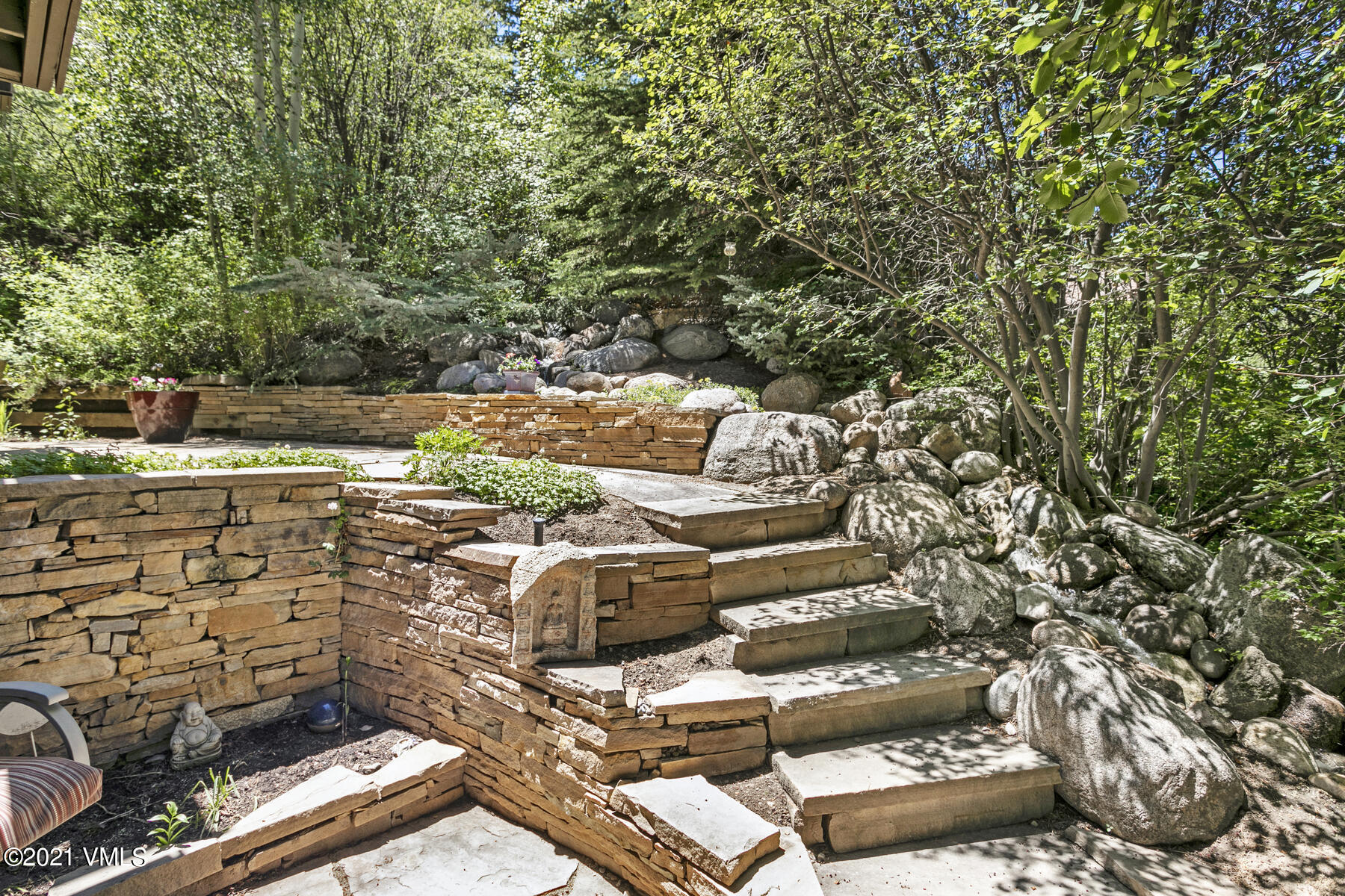 850 Eagle Drive Eagle-Vail, CO 81620 - Photo 10 of 44 a picture of city view