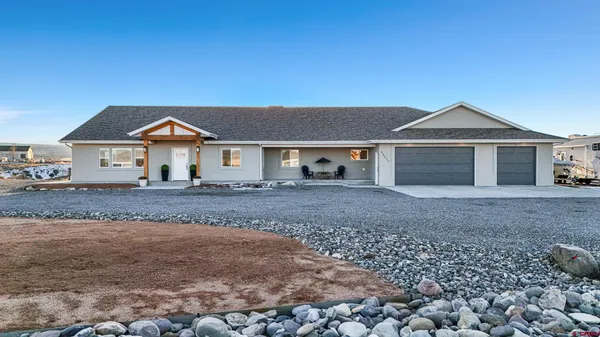 $900,000 | 56577 Hawthorne Lane, Montrose, CO 81425