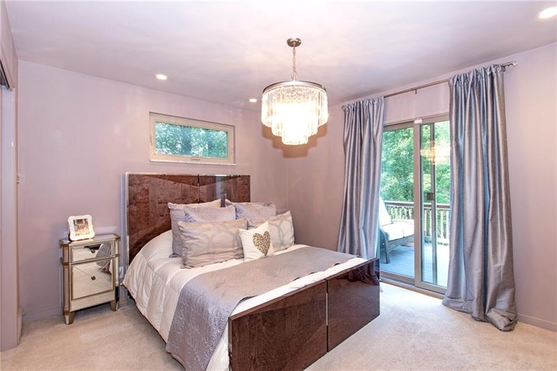 1604 Branning Road Pittsburgh, PA 15235 - Photo 12 of 19 Gallery Image 12