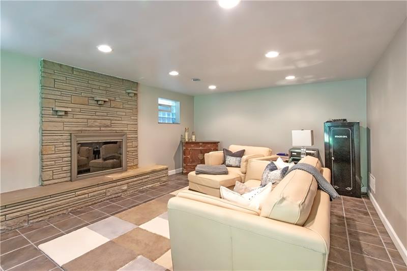 1604 Branning Road Pittsburgh, PA 15235 - Photo 19 of 19 Gallery Image 19
