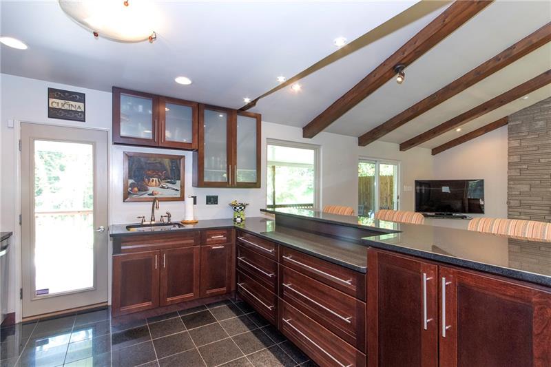 1604 Branning Road Pittsburgh, PA 15235 - Photo 9 of 19 Gallery Image 9