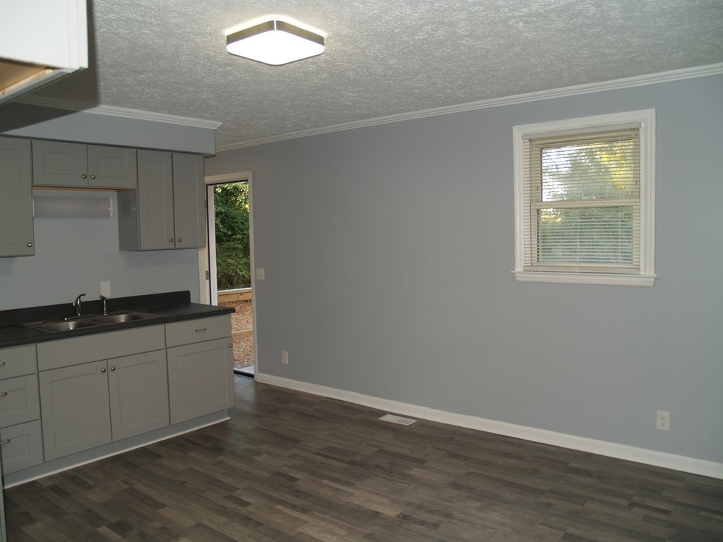 1132 Vanest Road Ridge Spring, SC 29129 - Photo 4 of 19