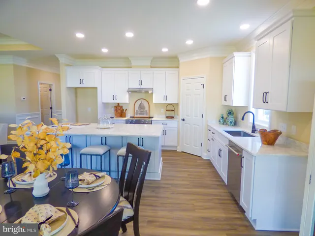 $499,900 | 616 Bluff Stone Drive, York, PA 17402