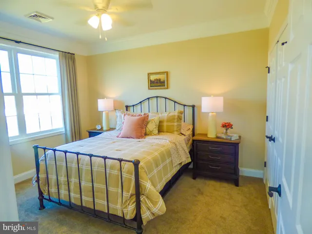 $499,900 | 616 Bluff Stone Drive, York, PA 17402