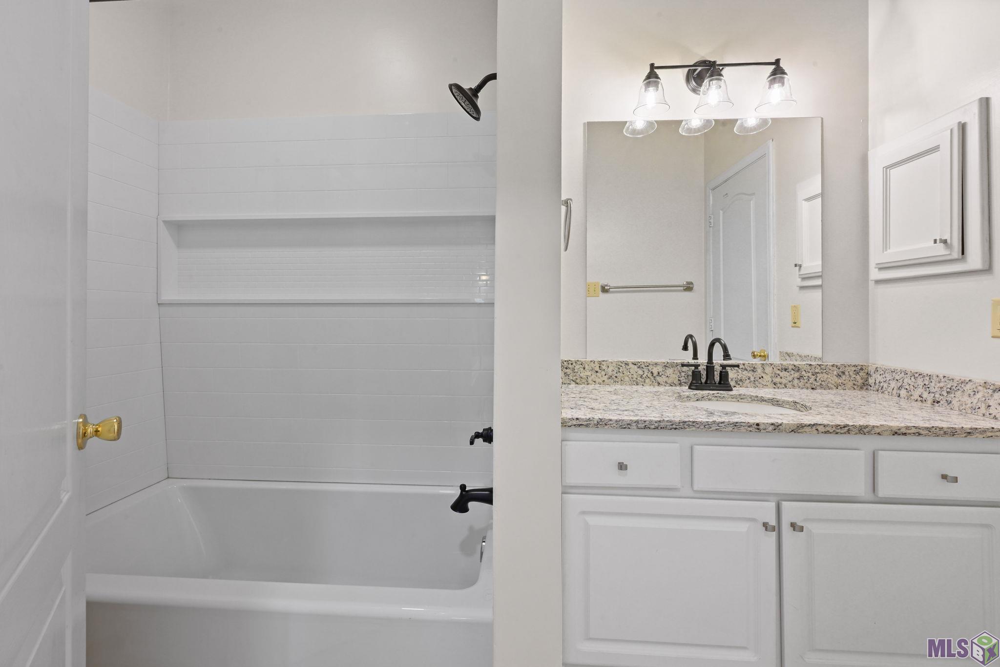 5143 Nicholson Drive, Unit B57 Baton Rouge, LA 70820 - Photo 4 of 12