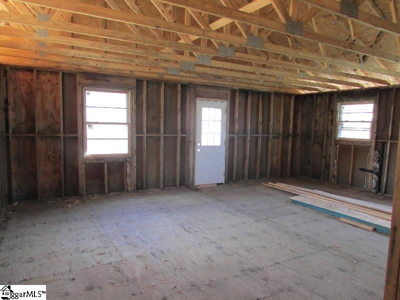 7831 Neely Ferry Road Laurens, SC 29360 - Photo 11 of 17
