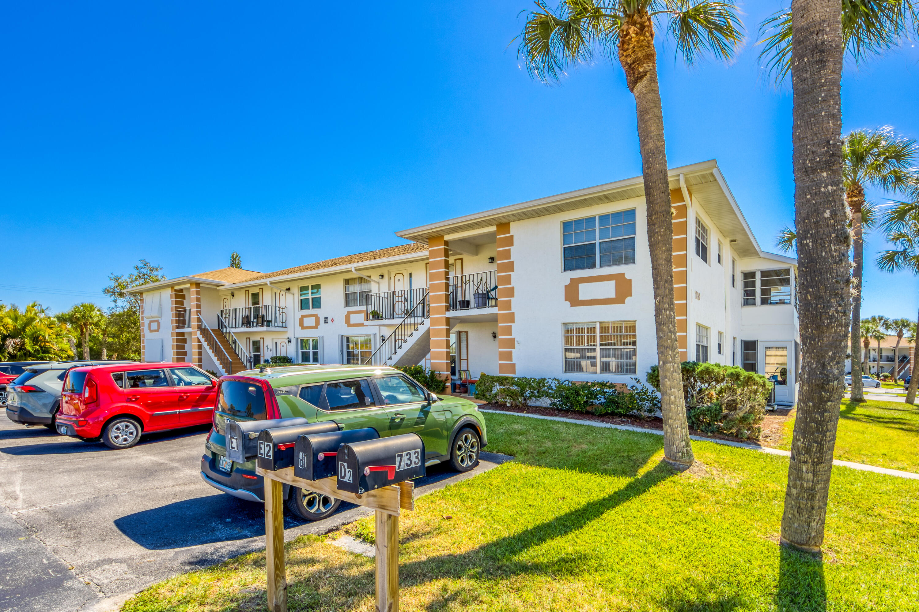 733 High Point Boulevard, Unit 1 Fort Pierce, FL 34982 - Photo 6 of 33 733 High Point Blvd-2