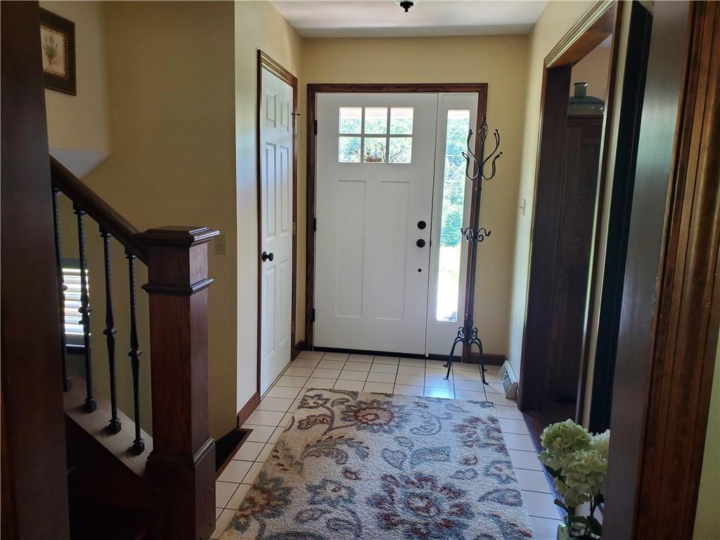 1760 Parkwood Road Indiana, PA 15701 - Photo 6 of 25 a view of a hallway
