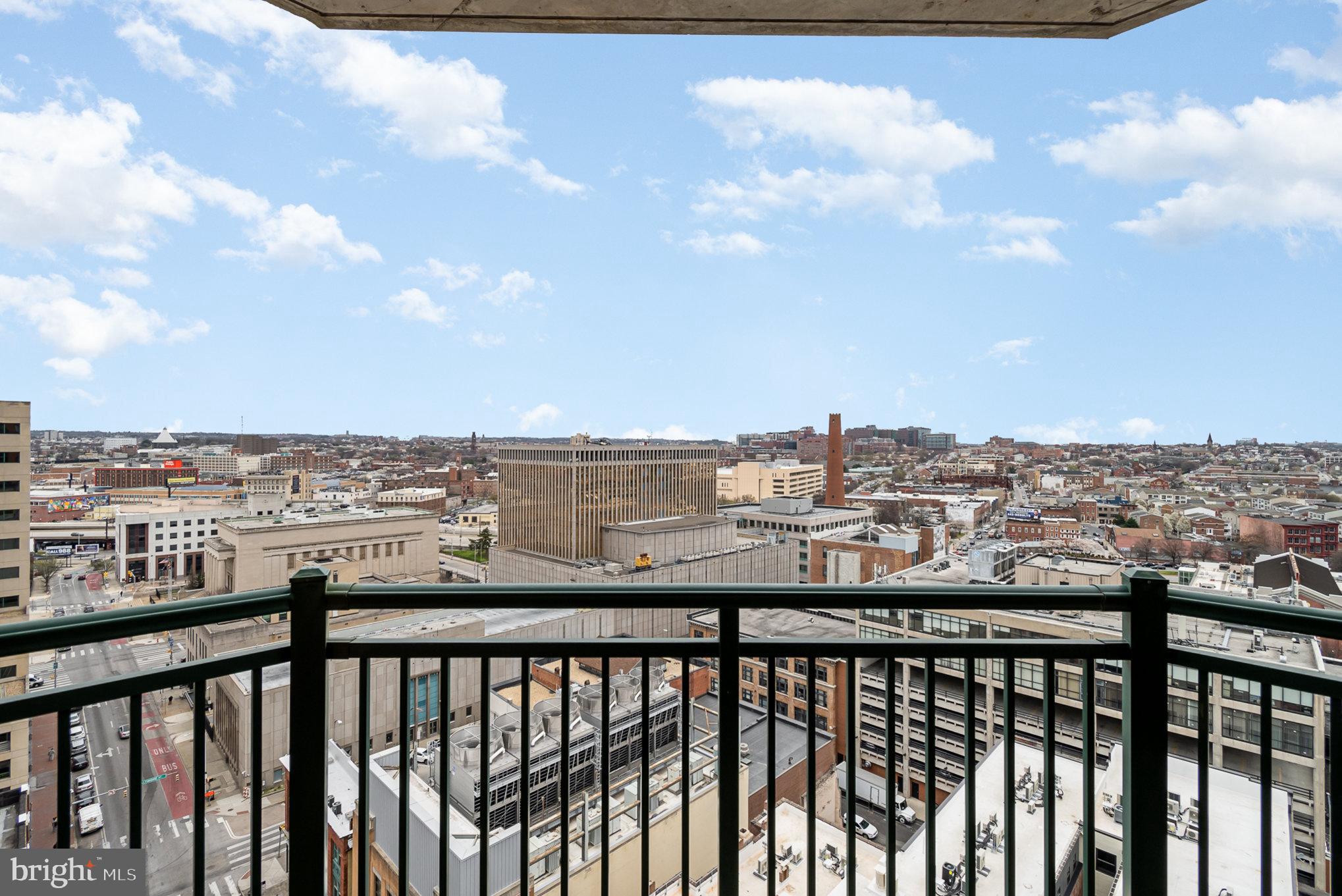 414 Water Street, Unit 1512 Baltimore, MD 21202 - Photo 21 of 28 a view of a balcony with city view